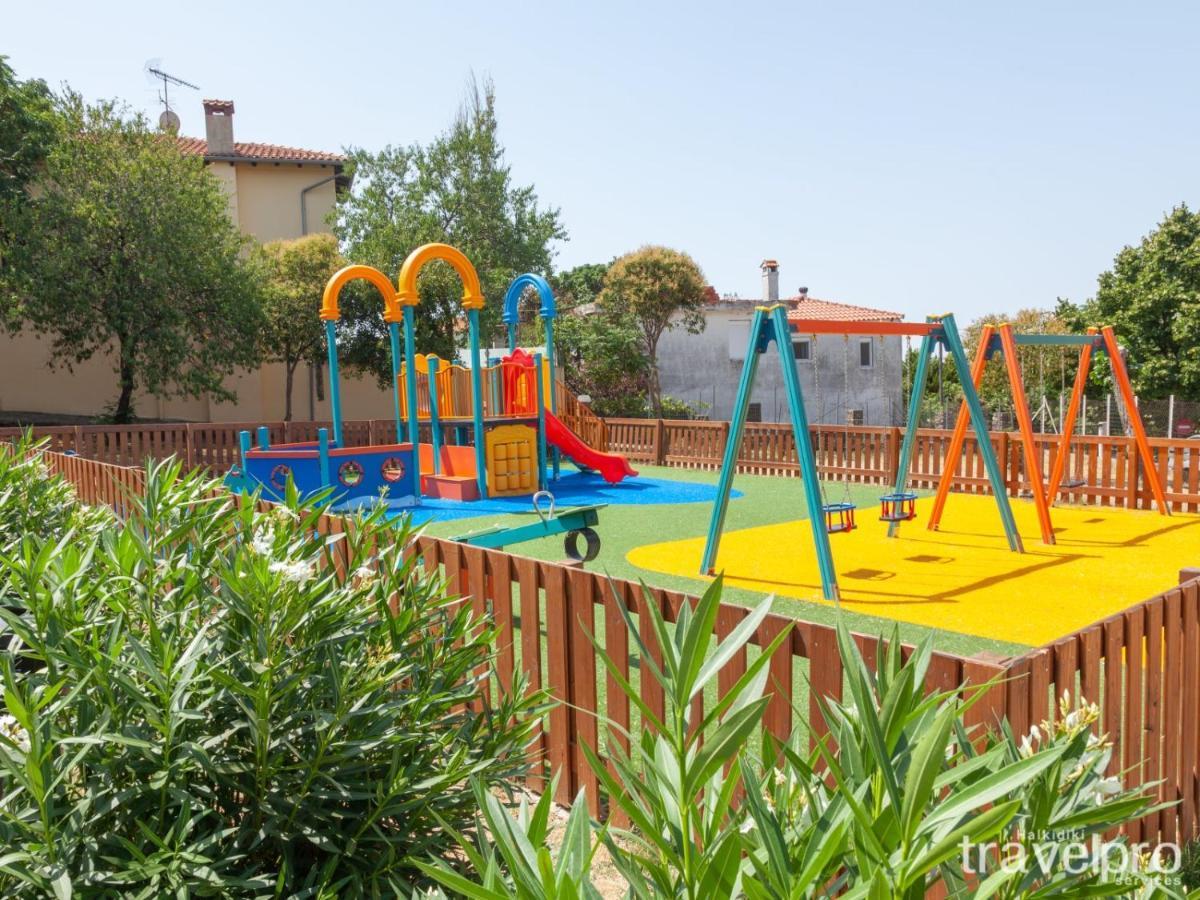 Villa Artemis By Rentalspro - Nikiti Halkidiki Экстерьер фото